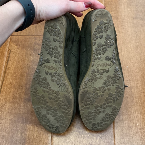 Mad Love Green Wedge Booties - Picture 5 of 7